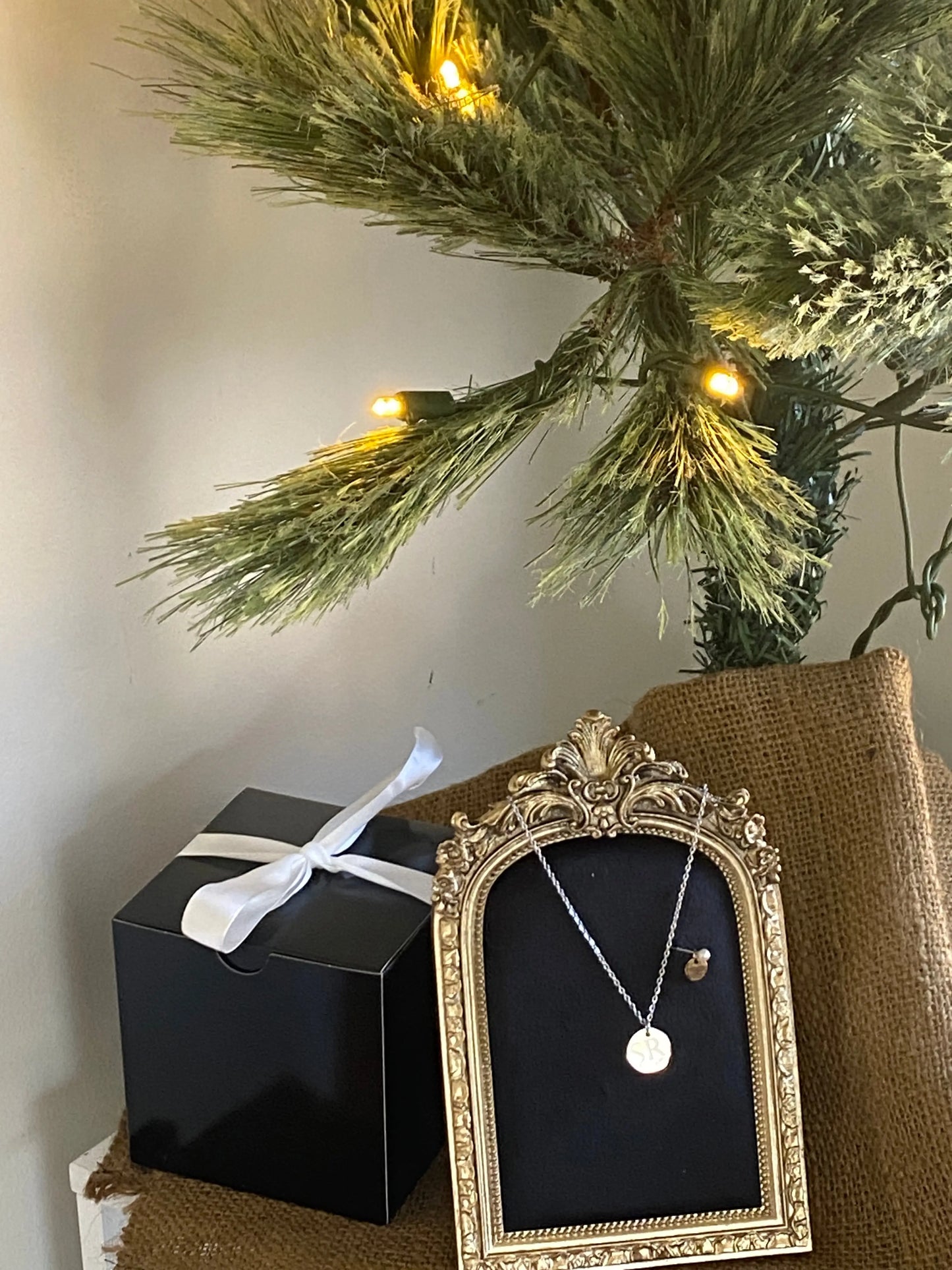 15mm Round Pendant Necklace Monarch Pine