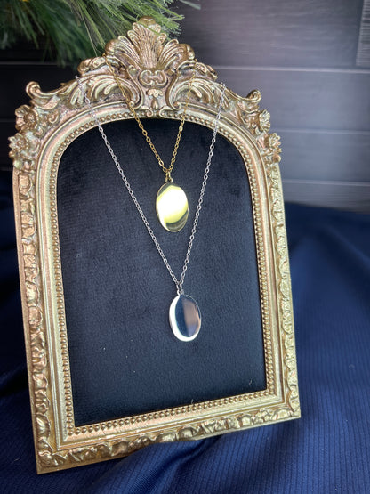 Oval Pendant Necklace