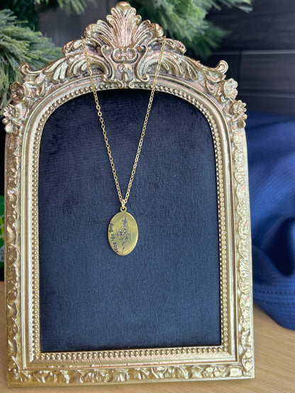 Oval Pendant Necklace