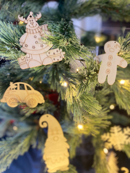 PAINT & GIFT Christmas Ornament Kit